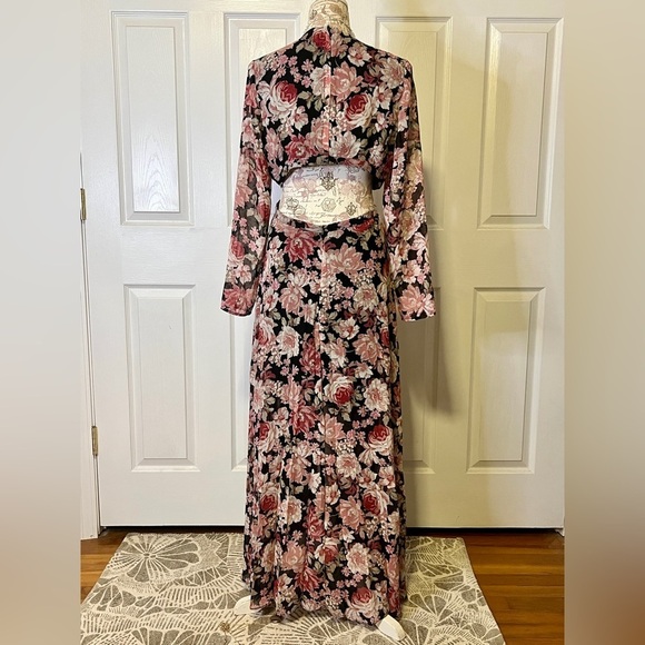 BARDOT‎ Mauve and black floral cutout maxi dress size 6. - Picture 10 of 16